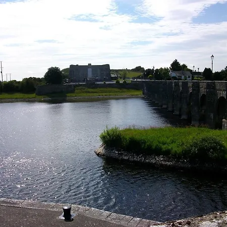 Nocleg ze śniadaniem Clonmacnoise B&B 3*