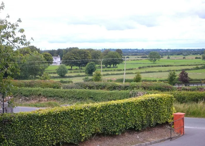 Clonmacnoise B&B Бирр
